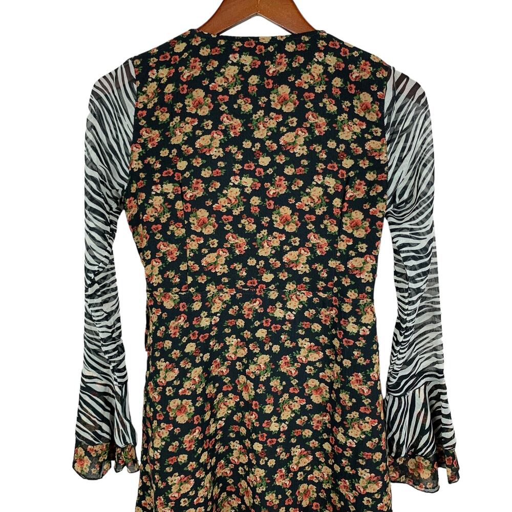 ASOS Design Wrap Mini Dress Zebra Dark Floral Bell Sleeve Ruffle Maternity 4 - Picture 9 of 12